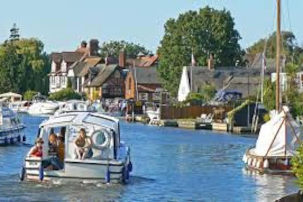 Barley Break - Beach Cottage Lessingham Экстерьер фото
